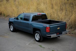 Chevrolet Silverado 1500 HD Retractable Bed Cover - Pace Edwards - Switchblade - Black - 2020 Chevrolet Silverado 1500 HD Retractable Bed Cover - Pace Edwards - Switchblade - Black - 2020
